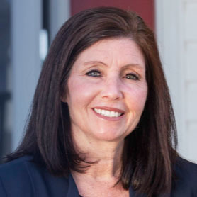 headshot: Kim Melnyk