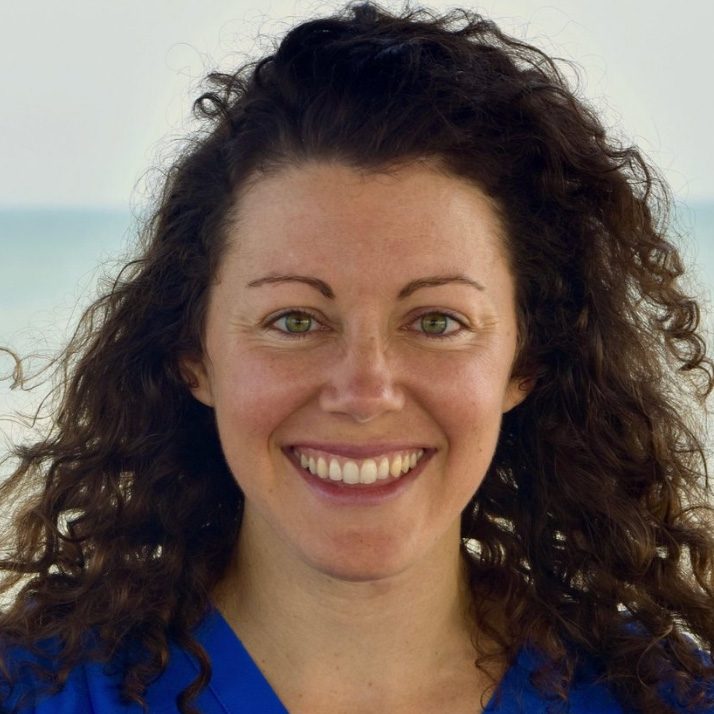 headshot: Liz Richardson