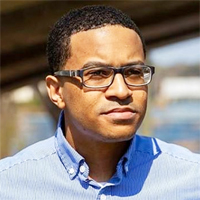 headshot: Eric Stamps